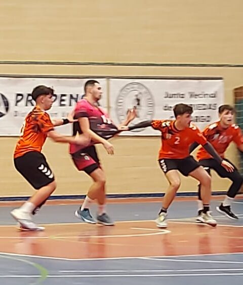 MAFLOW CAMARGO 74 – BATHCO BM. TORRELAVEGA